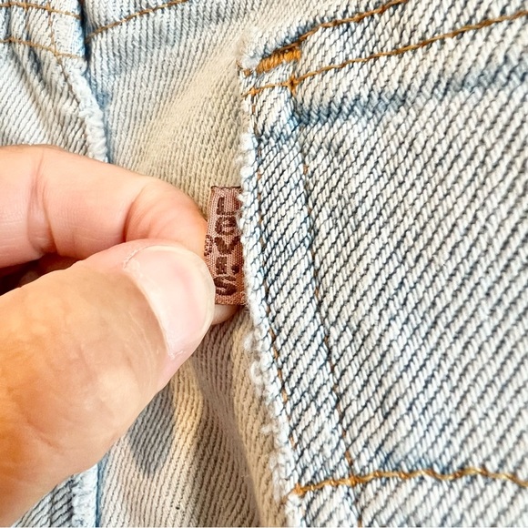 Vintage Levi’s 540 Cut Off Shorts Women’s 34 Flex Denim High Rise Distressed - Picture 7 of 10